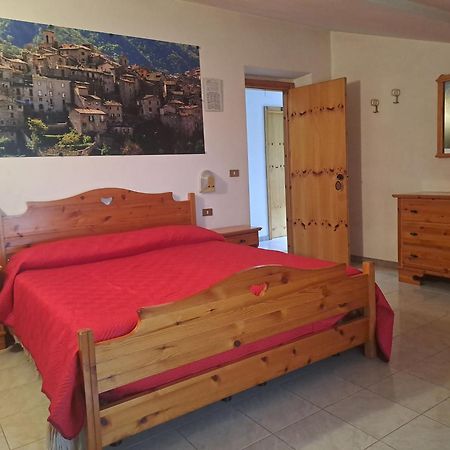 Grotta Dei Colombi Hotel Scanno Bagian luar foto