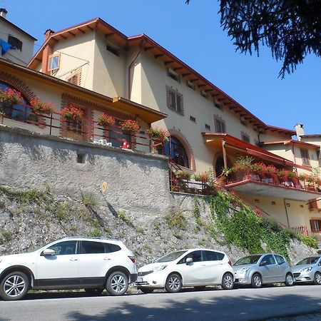 Grotta Dei Colombi Hotel Scanno Bagian luar foto